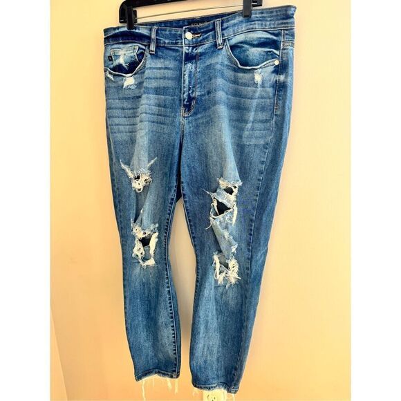 Judy Blue Relaxed Fit Straight Destroyed Jeans, Women’s Size 16 W - Picture 10 of 11